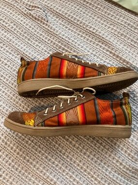 Moshi Boots Quito Women’s 9 Handmade Fair Trade Woven Leather Lace Up Shoes